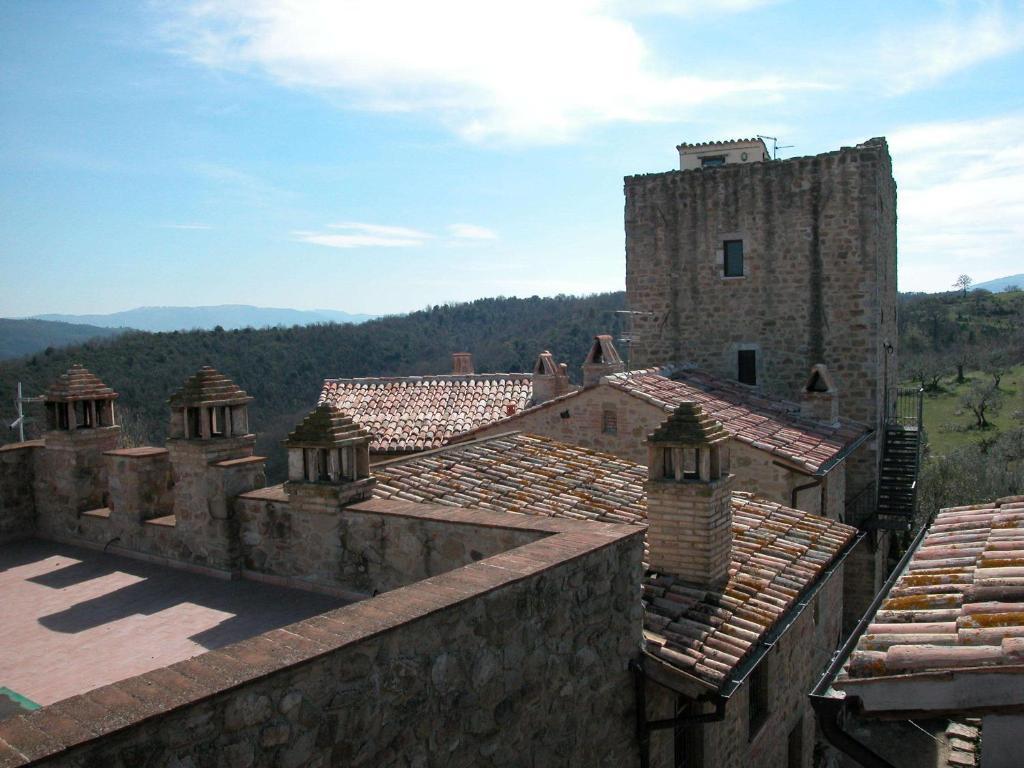 Castello Di Cisterna Aparthotel Gaglietole Ngoại thất bức ảnh
