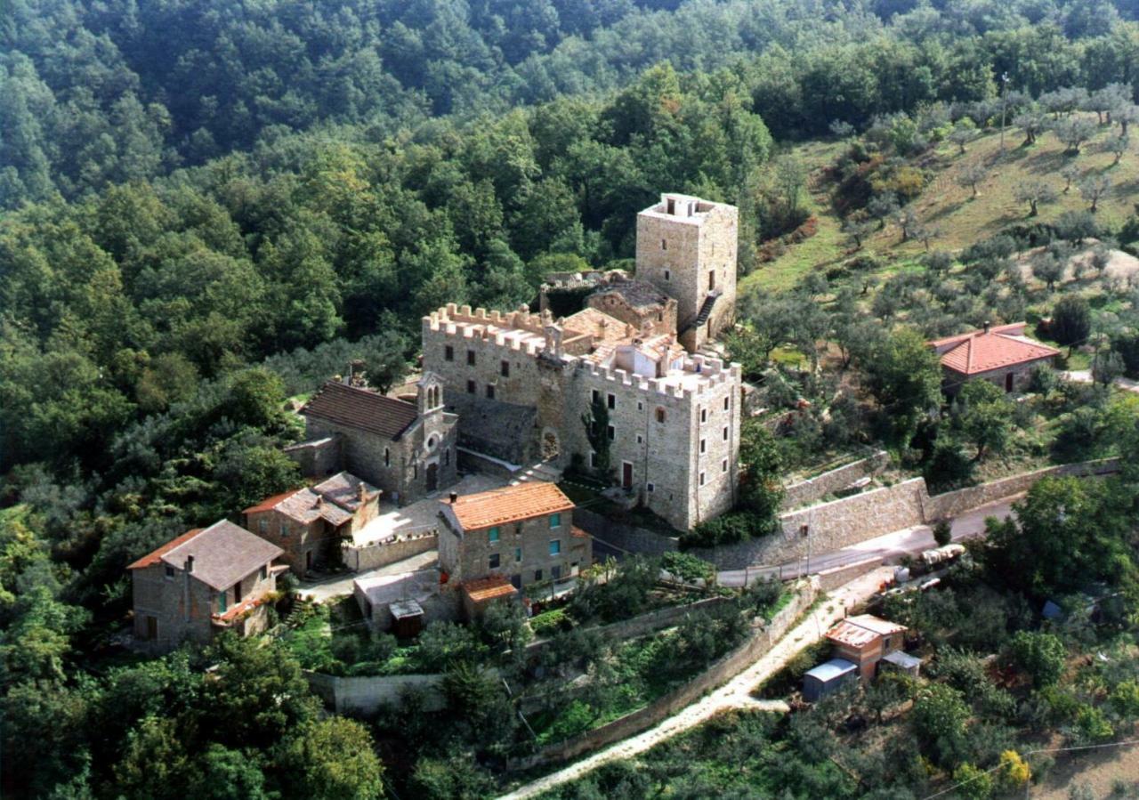 Castello Di Cisterna Aparthotel Gaglietole Ngoại thất bức ảnh